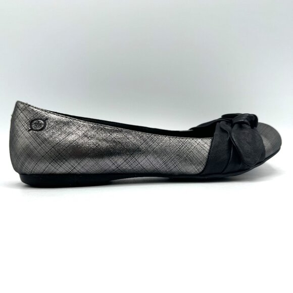 Born Molly Flat Silver Acciaio Metallic Leather Slip On Shoes Size 7.5 M W/ Box - Picture 4 of 10